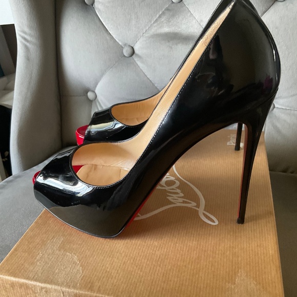 Christian Louboutin Black Patent New Very Privé Pumps 120mm Red Toe Size 39.5 - Picture 12 of 12